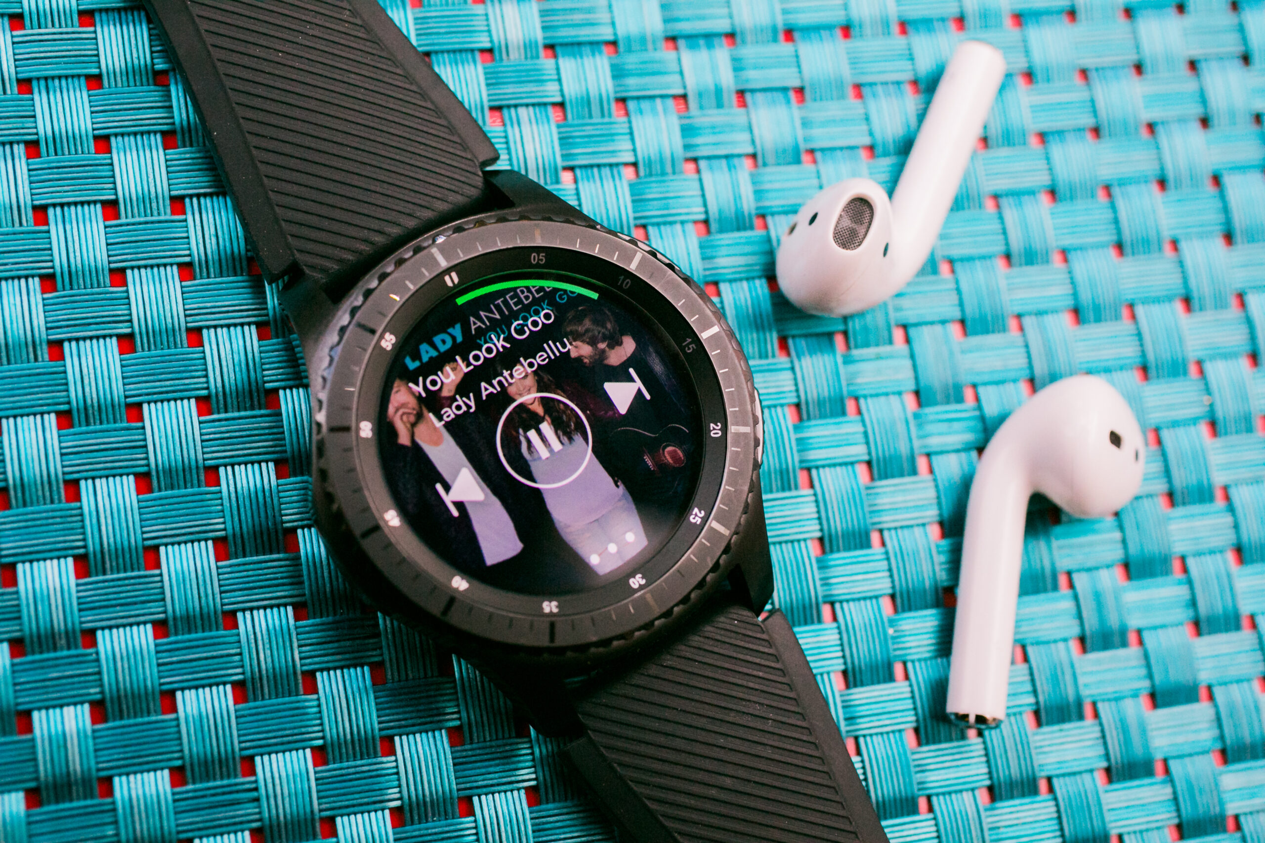 gear s3 music 02 scaled